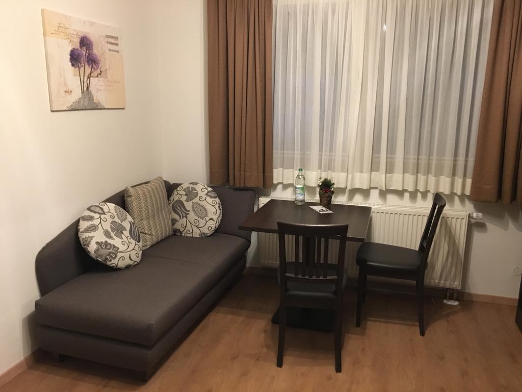 Gaestehaus Am Lindenhain 에르딩 외부 사진